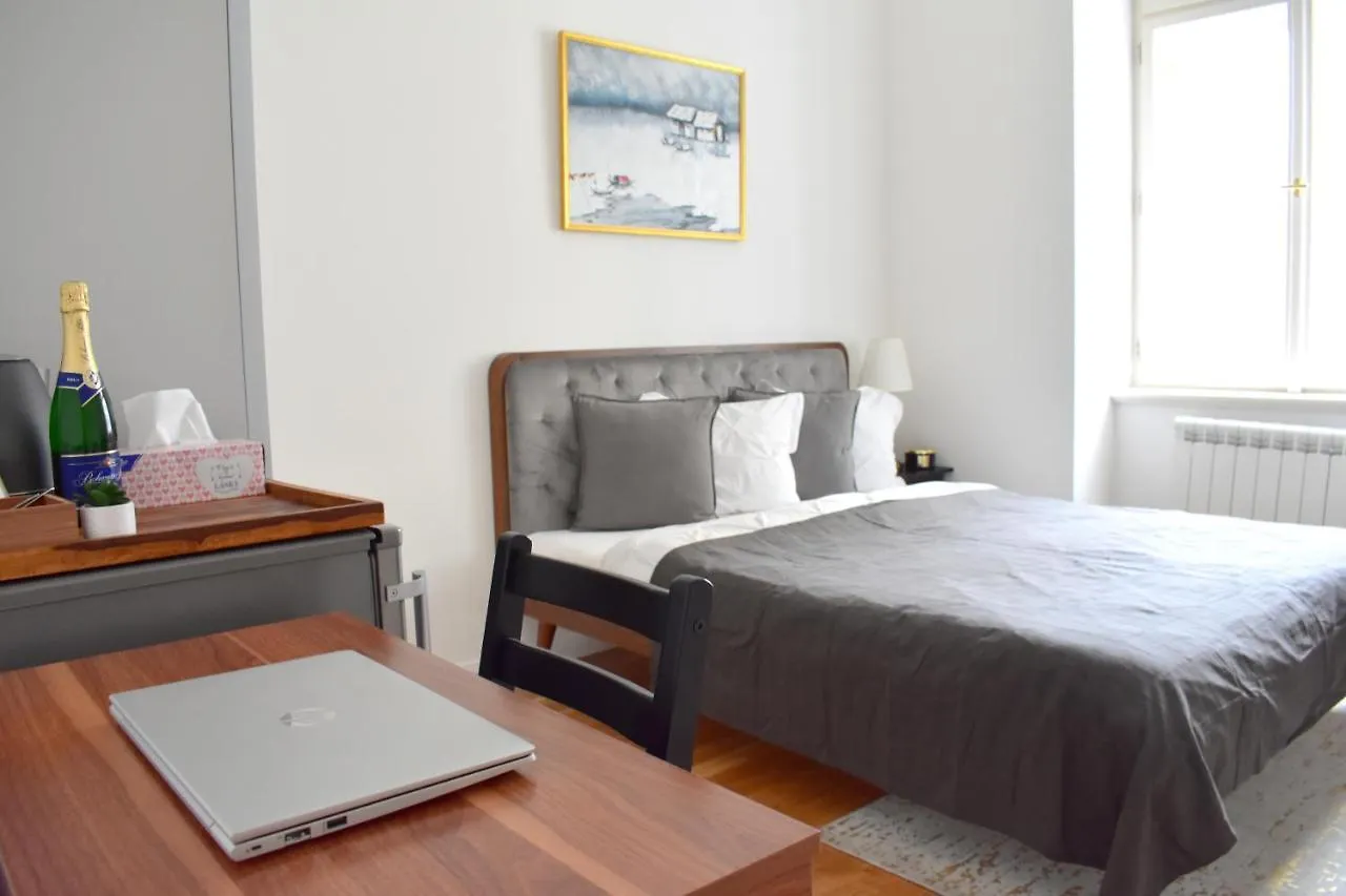 Lovely Apartment In Center Prague Czech Republic